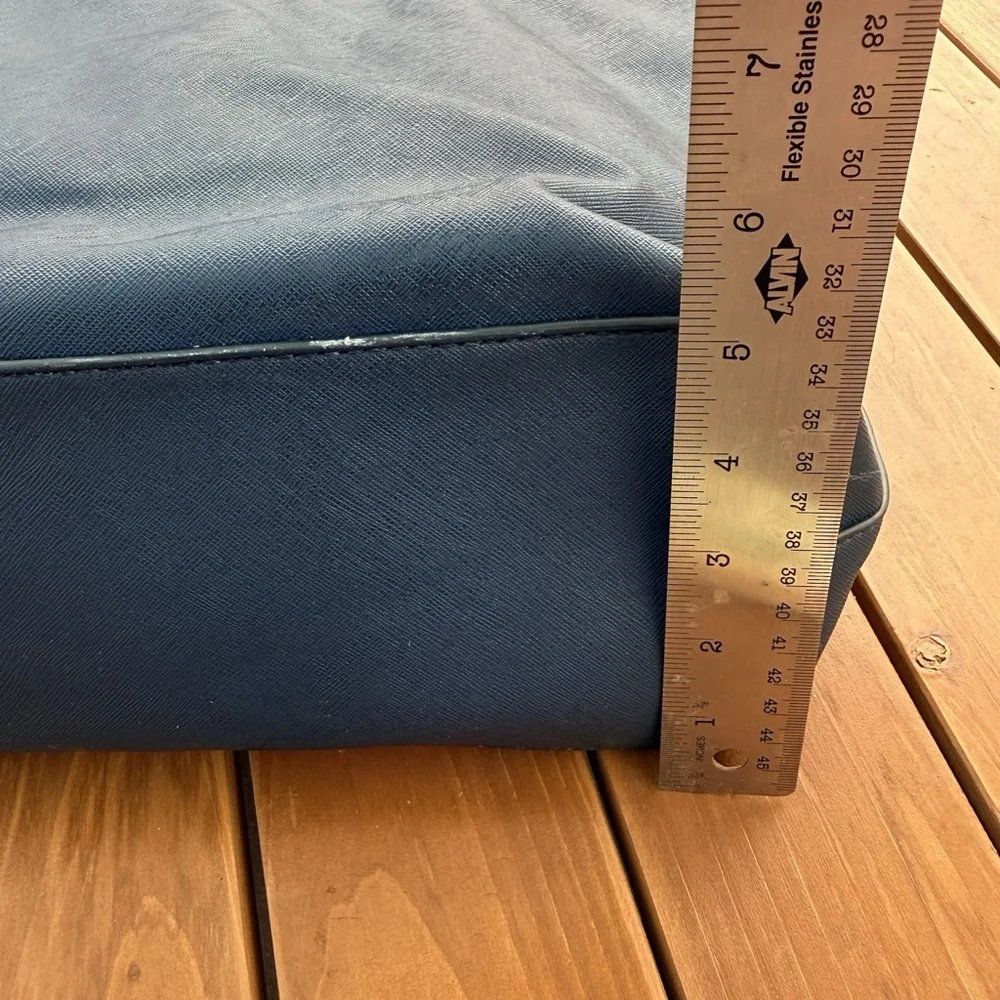 Guess  Los Angeles Tote Bag Blue  Large